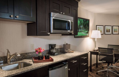 Kennebunk Hotel | Port Inn & Suites Kennebunk, an Ascend Collection Hotel