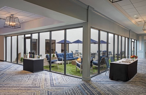 South Portland Hotel | Portland Sheraton at Sable Oaks