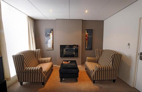 Leeuwarden Hotel | Post-Plaza Hotel & Grand Café