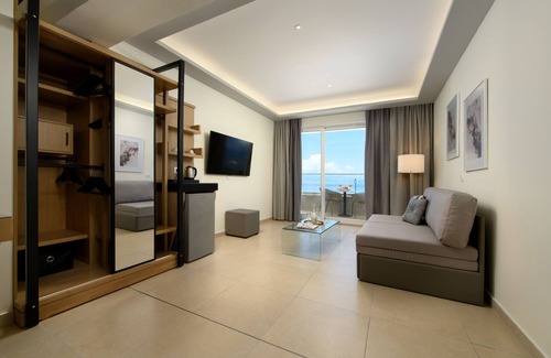 Benitses Hotel | Potamaki Beach Hotel