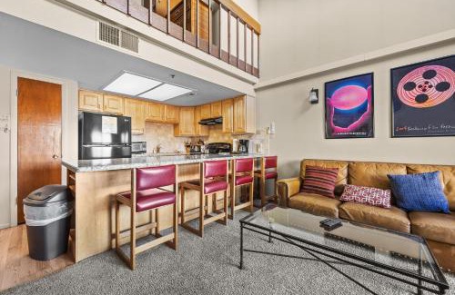 North Park City House | Powder Pointe A-205