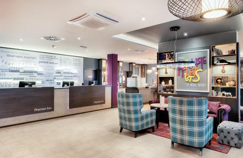 Neukoelln Hotel | Premier Inn Berlin City Süd