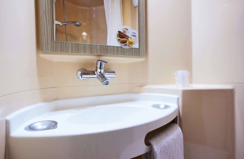 Montreuil Hotel | Premiere Classe Montreuil