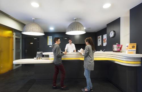 Mirow Hotel | Premiere Classe Warszawa Centrum