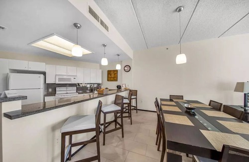 South Padre Island Resort | Presidential Partial Ocean View 3 rooms