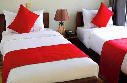 Moshi Hotel | PRIMELAND HOTEL
