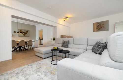 Innenstadt - Sankt Ulrich-Dom Apartment | Primero City-Loftdomizil I 84qm Innenstadt Rathaus I Gemeinschaftsterrasse 6 P