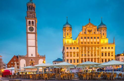 Innenstadt - Sankt Ulrich-Dom Apartment | Primero City-Loftdomizil I 84qm Innenstadt Rathaus I Gemeinschaftsterrasse 6 P
