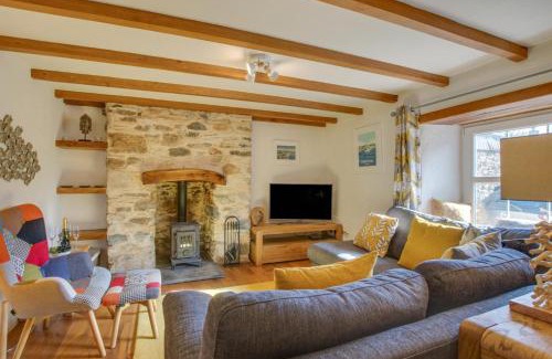 Talskiddy House | Primrose Cottage