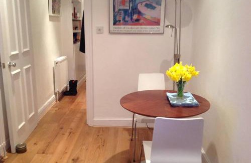 Camden Apartment | Primrose Hill Studio