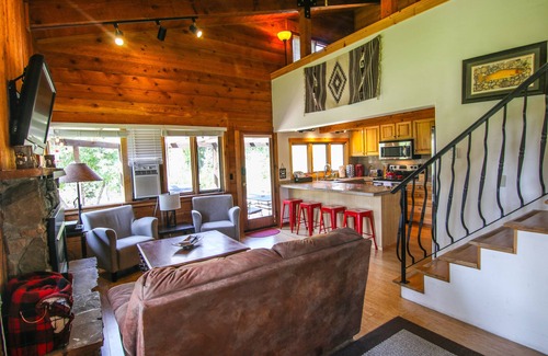 Steamboat Springs Cabin | Private Cabin in beautiful Downtown Steamboat! BEST LOCATION in OLD TOWN!