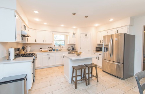 Ono Island House | Private family home close to the beach, fishing and NAS