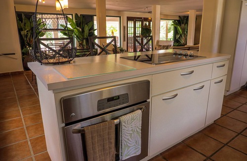 Luquillo House | ★ Private Getaway Mansion - Breathtaking View - 5BD - Near Rainforest - 5 ☆