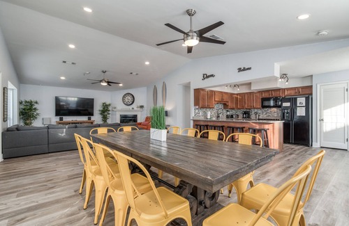 Crystal Beach House | Private Heated Pool & Hot Tub ⛱ 4 Min Walk To The Beach. Zula Beach House Destin