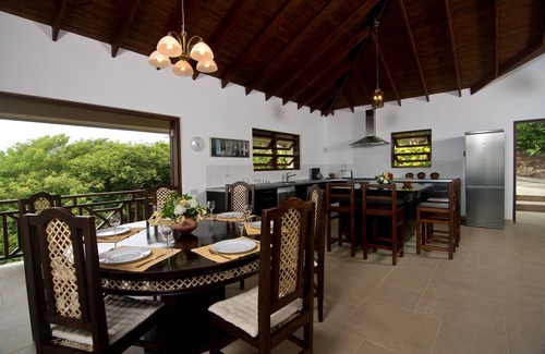 Spring Estate Villa | Private Luxury Vacation Villa In Lush Tropical Setting With Stunning Ocean Views