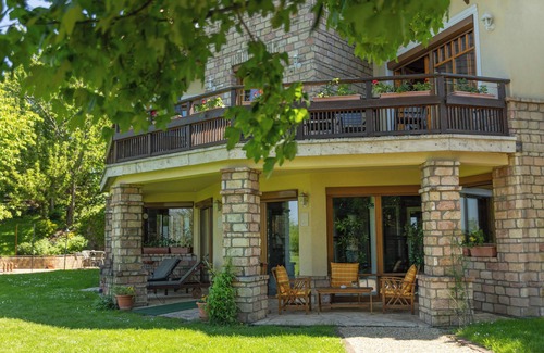 District XXII Villa | Private Luxury VILLA with indoor pool and panorama