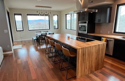 Marshall House | Private Mountain Top Escape with Hot Tub, Theater, Game Room & Fire Pit