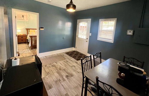Nashville Cottage | Private, Quiet, Cottage Retreat 10 minutes to downtown Nashville