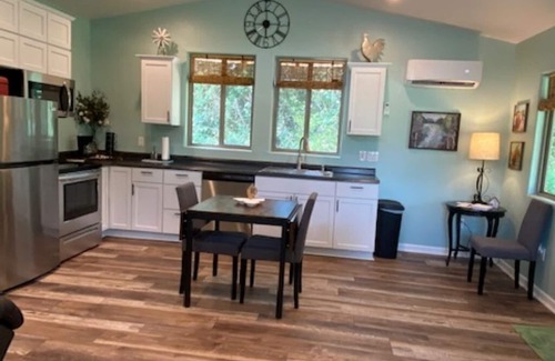 Burleson Cabin | Private, Quite and Comfortable