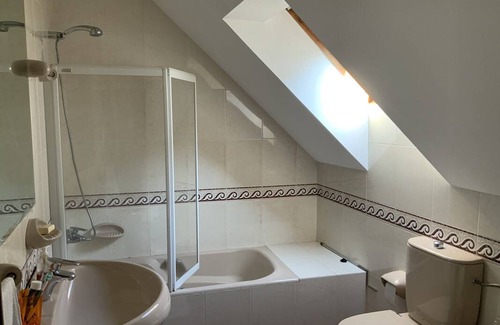 Ourense Resort | Private room ∙ 1 guest