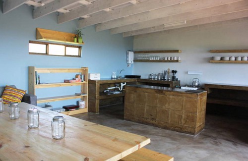 Lutsheni Resort | Private room ∙ 4 guests