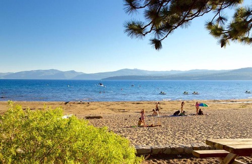 Kings Beach Ski Chalet | Private Ski, Lake & Golf Chalet! Walk to Lake