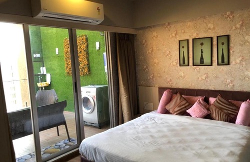 Dumas Apartment | Private Suite Room Weekend Address