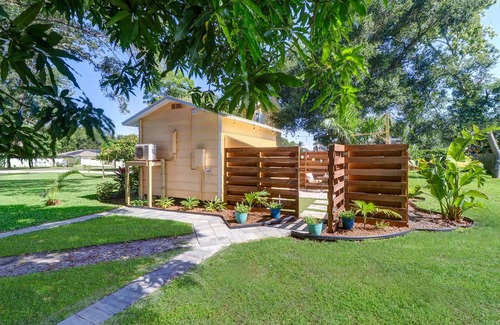 Largo Cottage | Private Surf Shack Less Than 5 Minutes to Indian Rocks BeachnBikes Included!