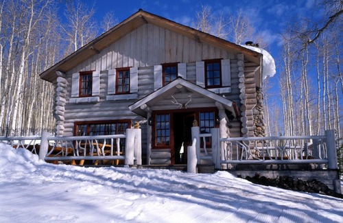 Beaver Creek Cabin | Private Unique On-mtn 4br 4ba 4 Bedroom Cabin by RedAwning