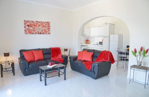 Mellieħa Heights Villa | Private villa apartment with amazing poolside and great views