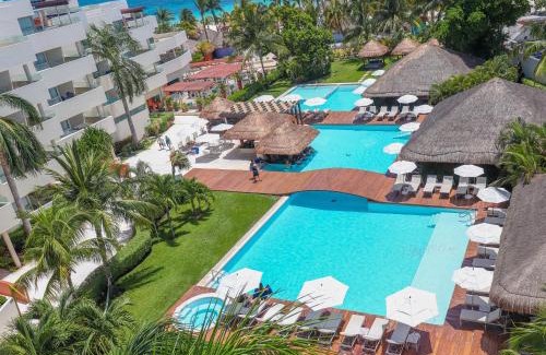 Centro - Supmza 001 Resort | Privilege Aluxes Adults Only