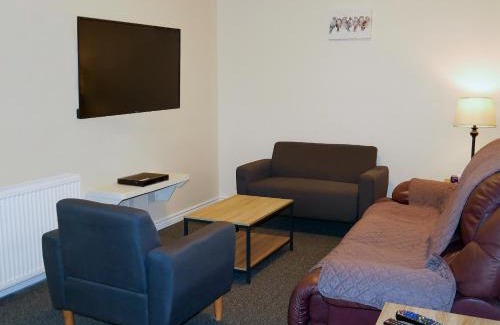 Timiskaming District Hotel | Prospectors Inn