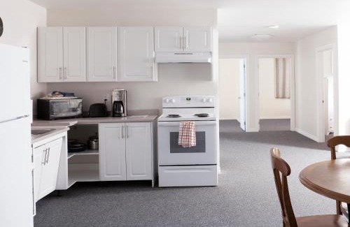 Timiskaming District Hotel | Prospectors Inn