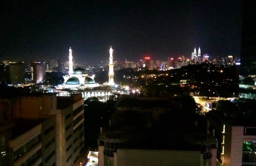 Kuala Lumpur Hotel | Publika Suites by IHost