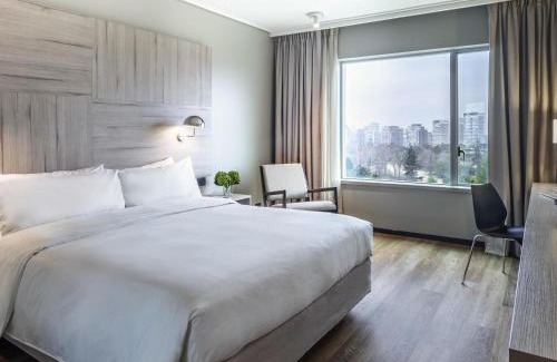 Santiago Hotel | Pullman Santiago Vitacura