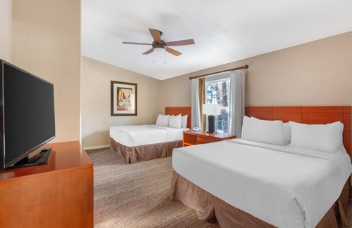 Pinetop Hotel | PVC at The Roundhouse Resort
