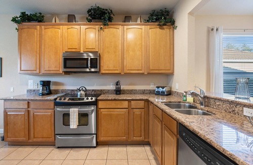 Windsor Hills House | PW2605 Summary: Winds