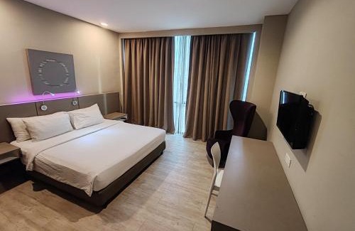 Damansara Perdana Apartment | QQQ hotel type room Empire Damansara