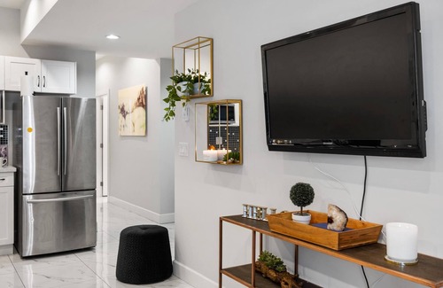 Willoughby House | Quaint 2 Bedrooms and Sofa Bed Suite