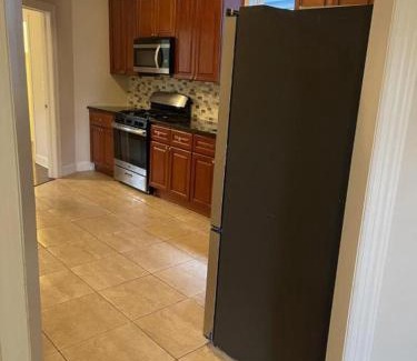 Ampere House | Quaint and Relaxing Room