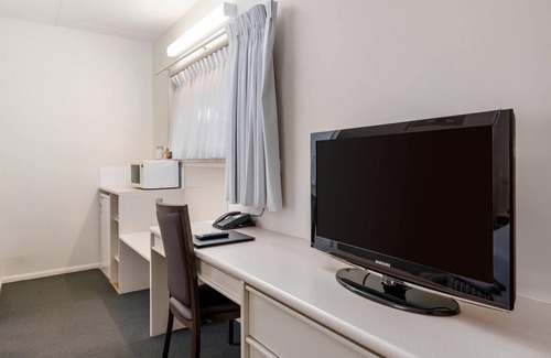 Robertson Hotel | Quality Hotel Robertson Gardens