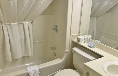 Anjou Hotel | Quality Hotel & Suites Montreal East