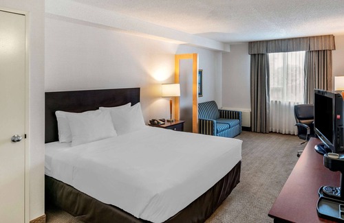 Anjou Hotel | Quality Hotel & Suites Montreal East