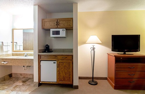 Aberdeen Hotel | Quality Inn Aberdeen