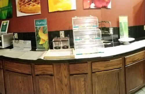Alexandria Hotel | Quality Inn Alexandria