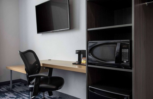 Winnipeg Hotel | Quality Inn and Suites Winnipeg