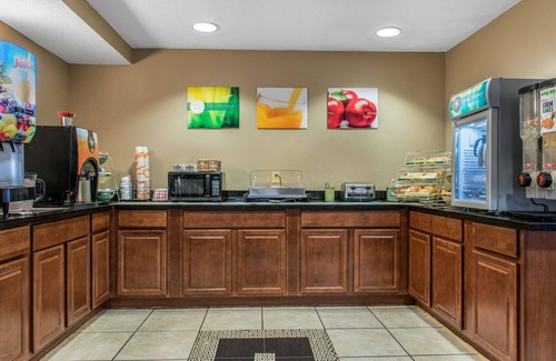 Bloomington Hotel | Quality Inn Bloomington near University