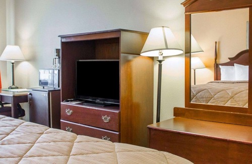 Broken Arrow Hotel | Quality Inn Broken Arrow - Tulsa
