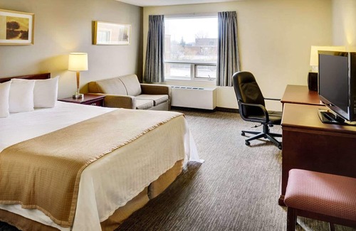 North Bay Hotel | Quality Inn