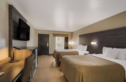Commerce Hotel | Quality Inn Commerce at I-85